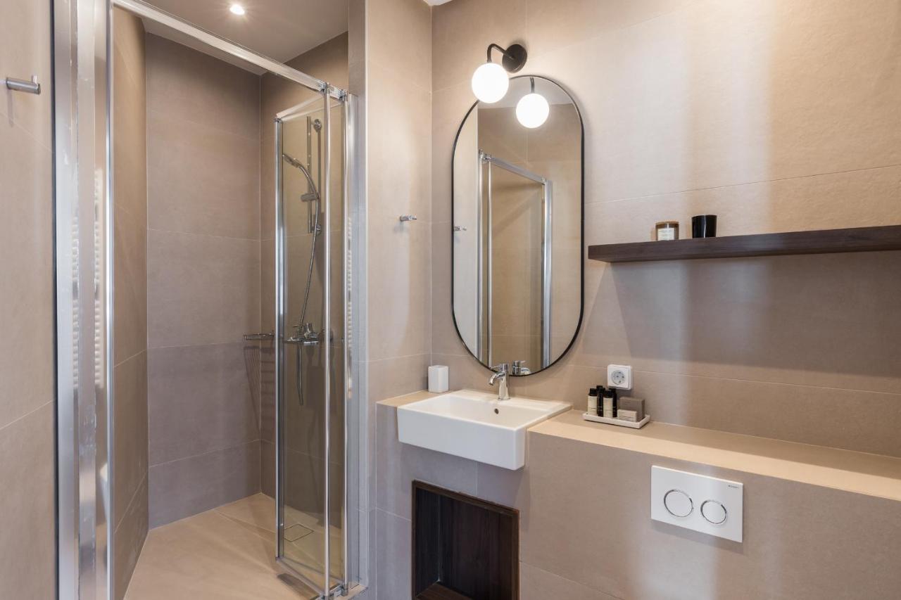 Luxury Apartments In Plaka By Upstreet Athens Exterior photo